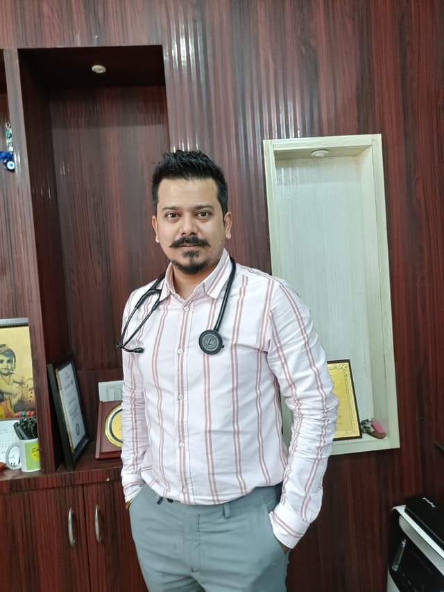 Dr. Ankit  Saxsena